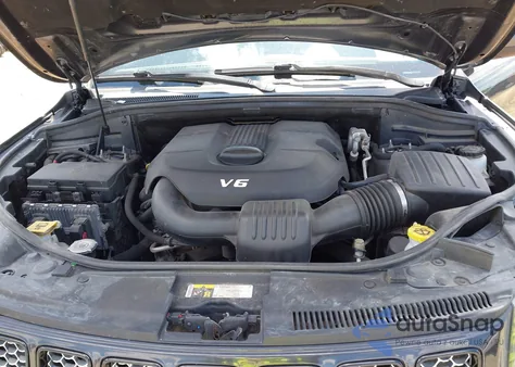 2015 Jeep Grand Cherokee Altitude z USA, uszkodzony, nr VIN 1C4RJFAG6FC853254